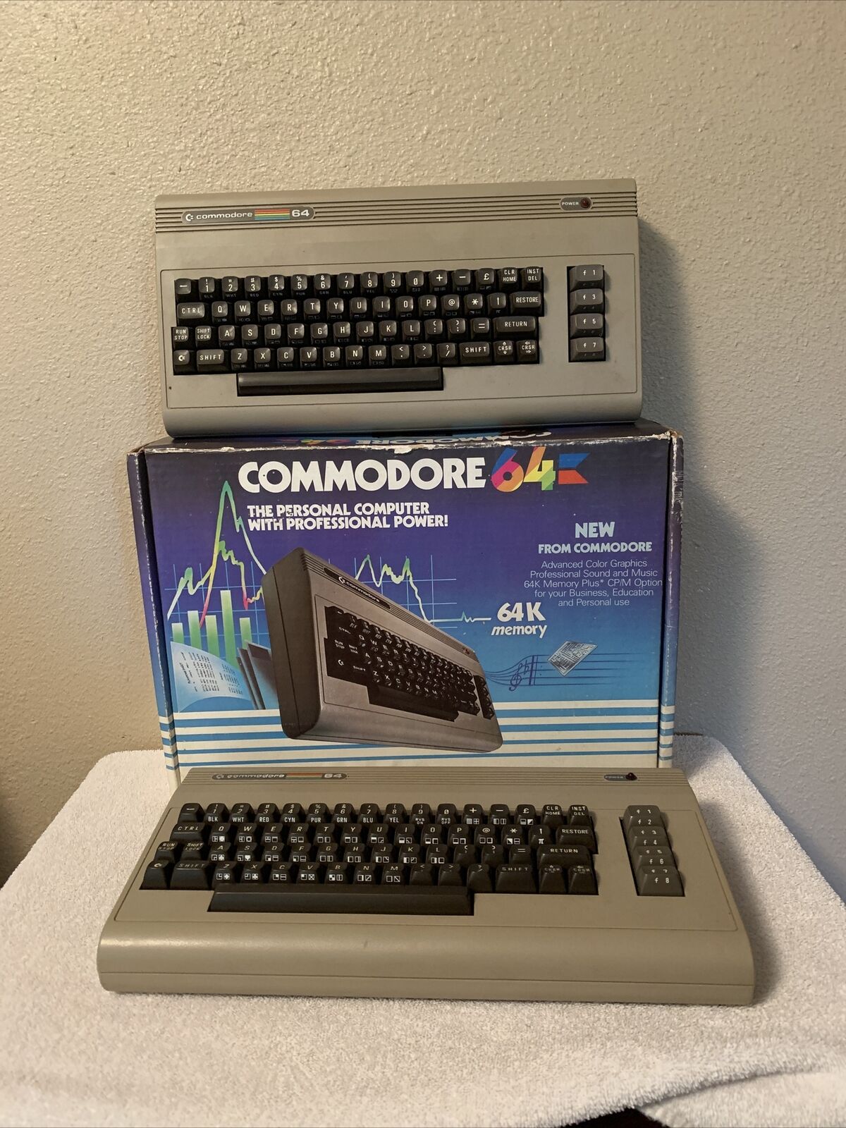 Lot Of 2 Commodore 64 Computers W/ Box Untested