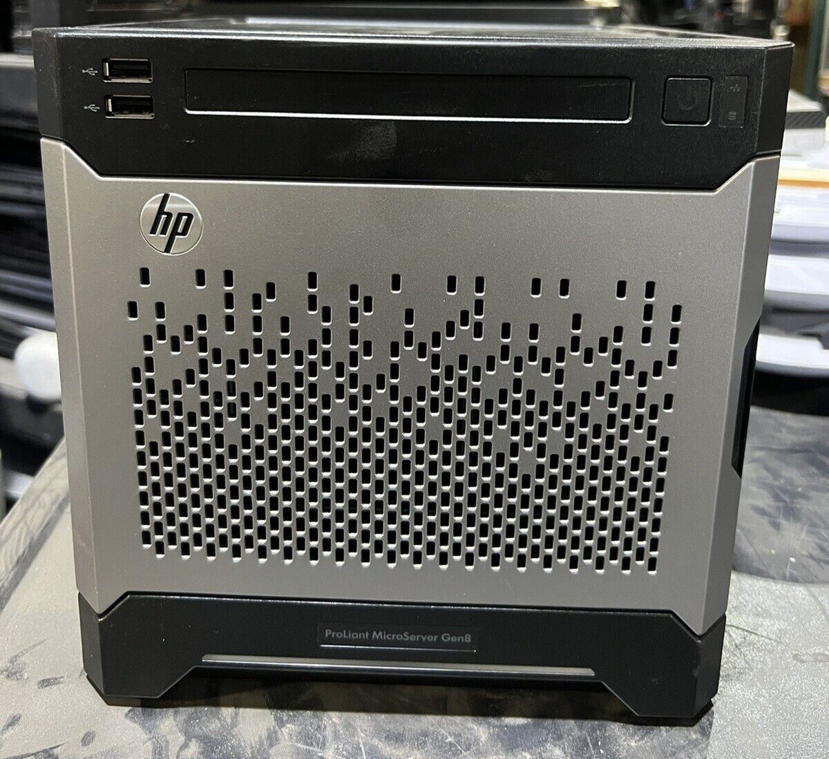 HP ProLiant Microserver Gen8 Desktop Server 4x Caddy
