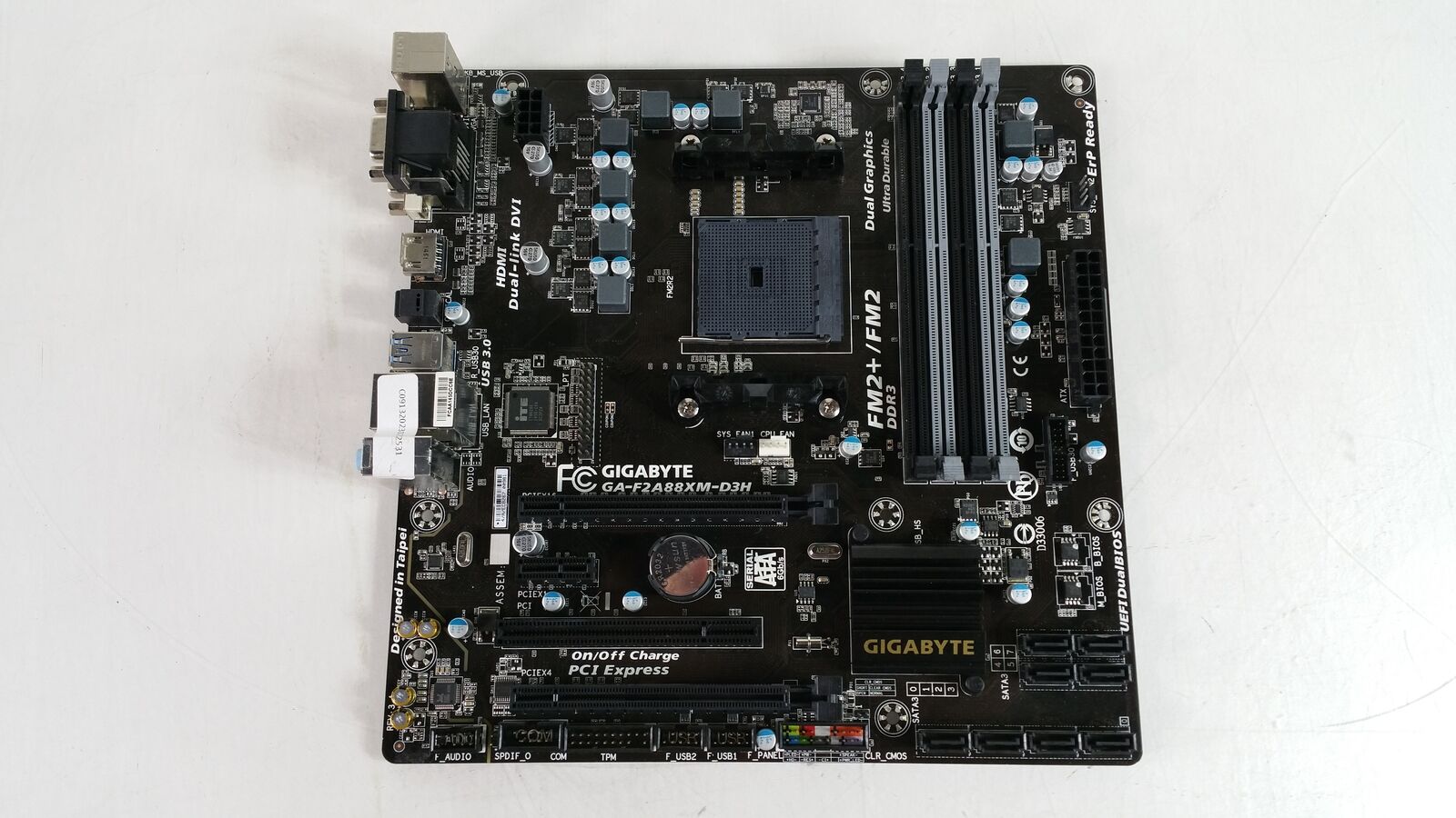 Gigabyte GA-F2A88XM-D3H AMD Socket FM2+ DDR3 Desktop Motherboard