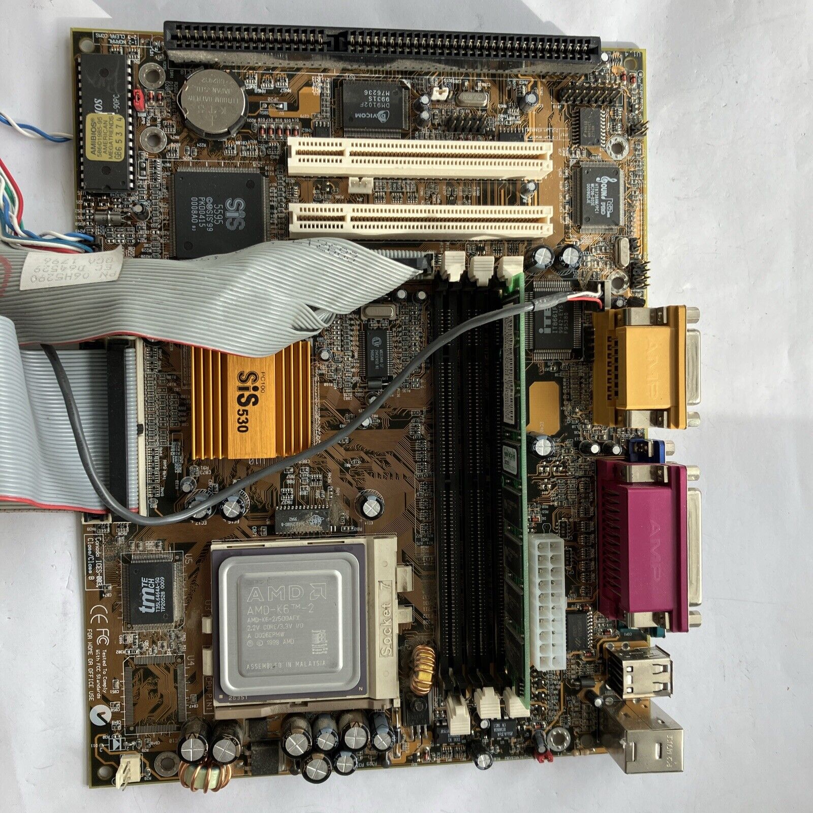 Motherboard SIS 530 AMD-K6 2 Processor vintage computer See Pic￼