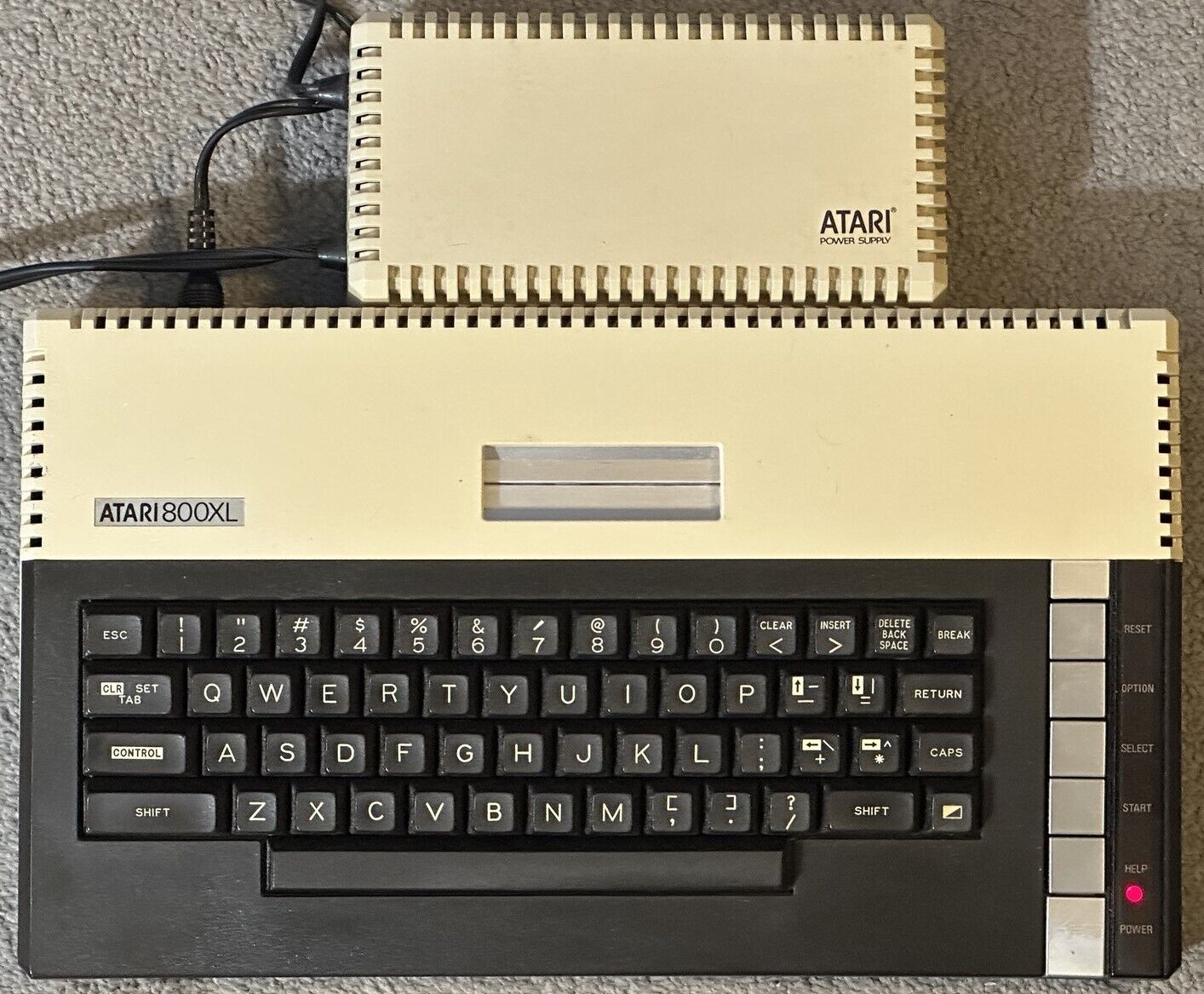 Atari 800XL Vintage Home Computer with Original CO61982 Power Supply 