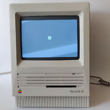 Vintage Apple Macintosh SE M5011 Computer, Powers On picture