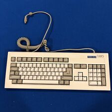 Commodore Amiga 4000 Keyboard - Model KKQ-E94YC 364447-01 picture