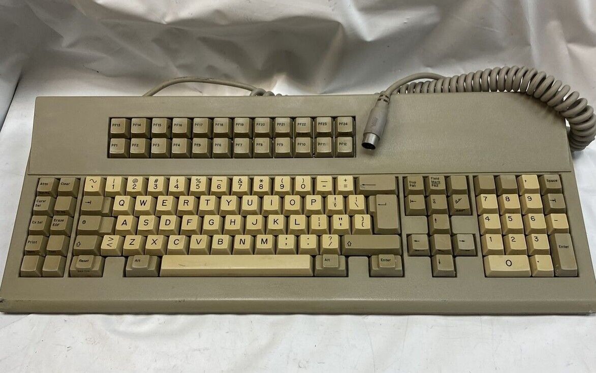 Vintage Memorex Telex Keyboard 952562-001 E9295