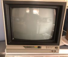 1984 Commodore 64 Home Computer PC Color  Video Monitor Model 1702 * picture
