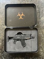 Tom Clancys The Division 16Gb Flash-Drive Ubi Workshop Miniature Plastic Gun picture