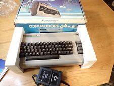 Nice/clean Vintage Commodore 64 Computer Power Light Turns on w/power cable /box picture