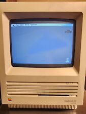 APPLE MACINTOSH SE  All In One Vintage Computer Turns On - Model M5011 1988 picture