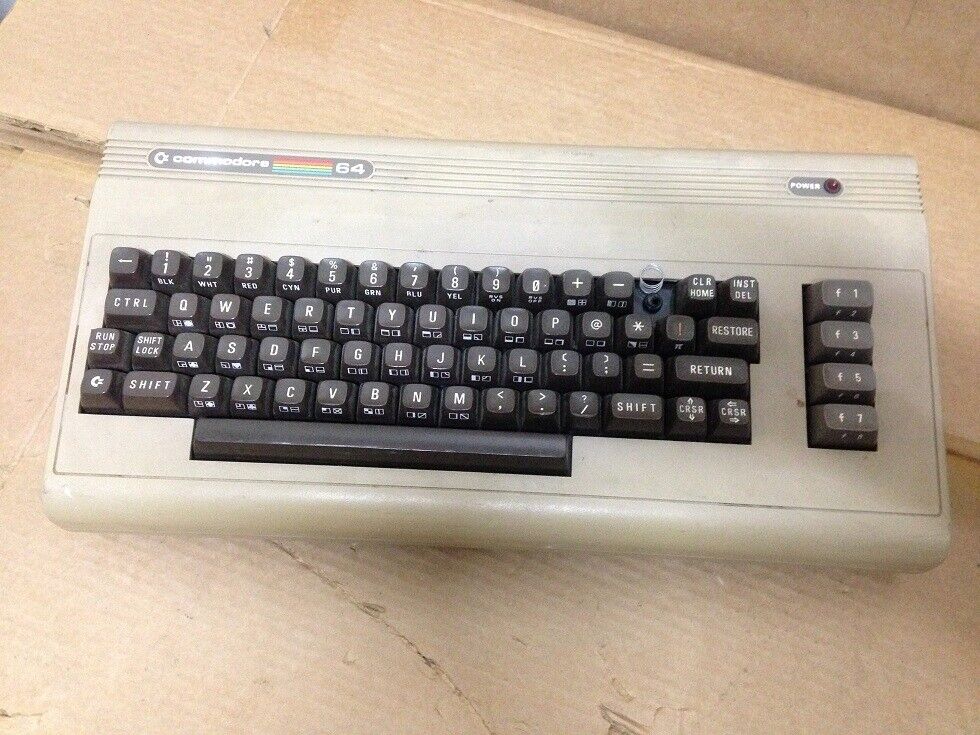 Vintage Commodore 64 Computer { UNTESTED } 