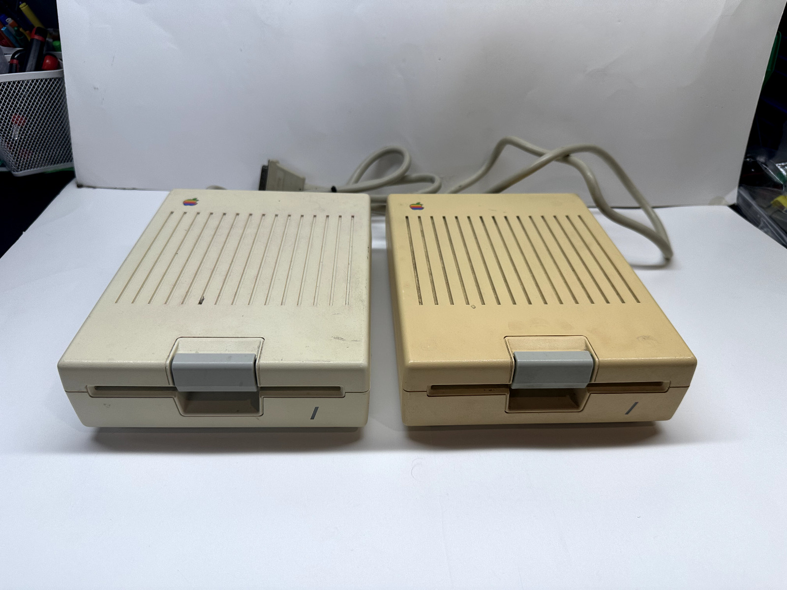Vintage Apple Disk Drive IIc 5.25” A2M4050 Floppy Disk Drives - UNTESTED AS IS
