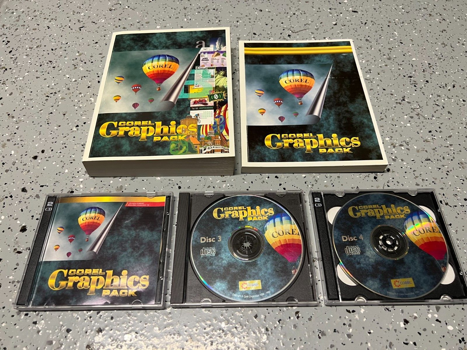 Vintage Corel Graphics Pack - 5 CD Set Win 95 w/ User Books - Excellent