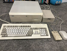 Vintage Commodore Amiga 4000 Computer - Powers On -HD FD Light Up - Untested picture