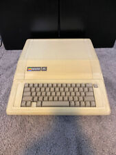 Vintage Apple IIe (2e) Model AS2064 - Powers on picture