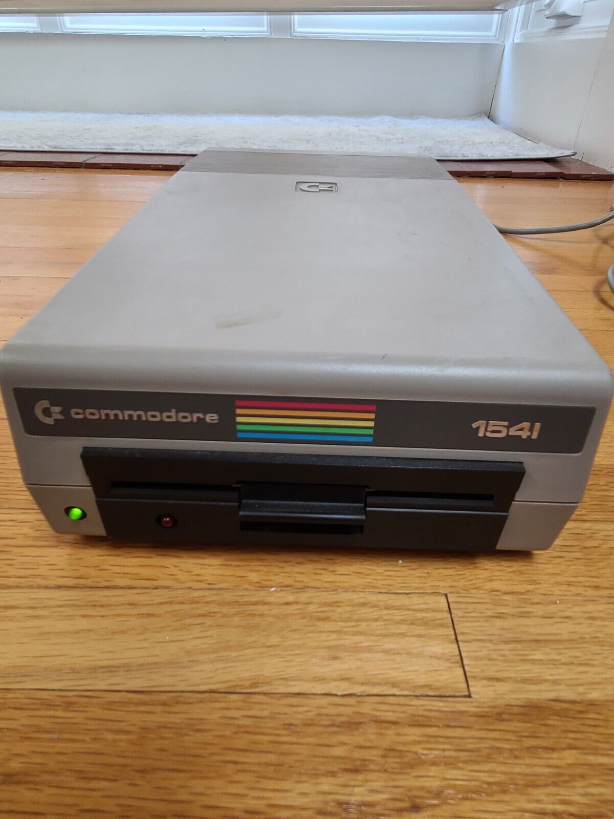 Commodore 64 1541 Floppy Disk Drive with cords