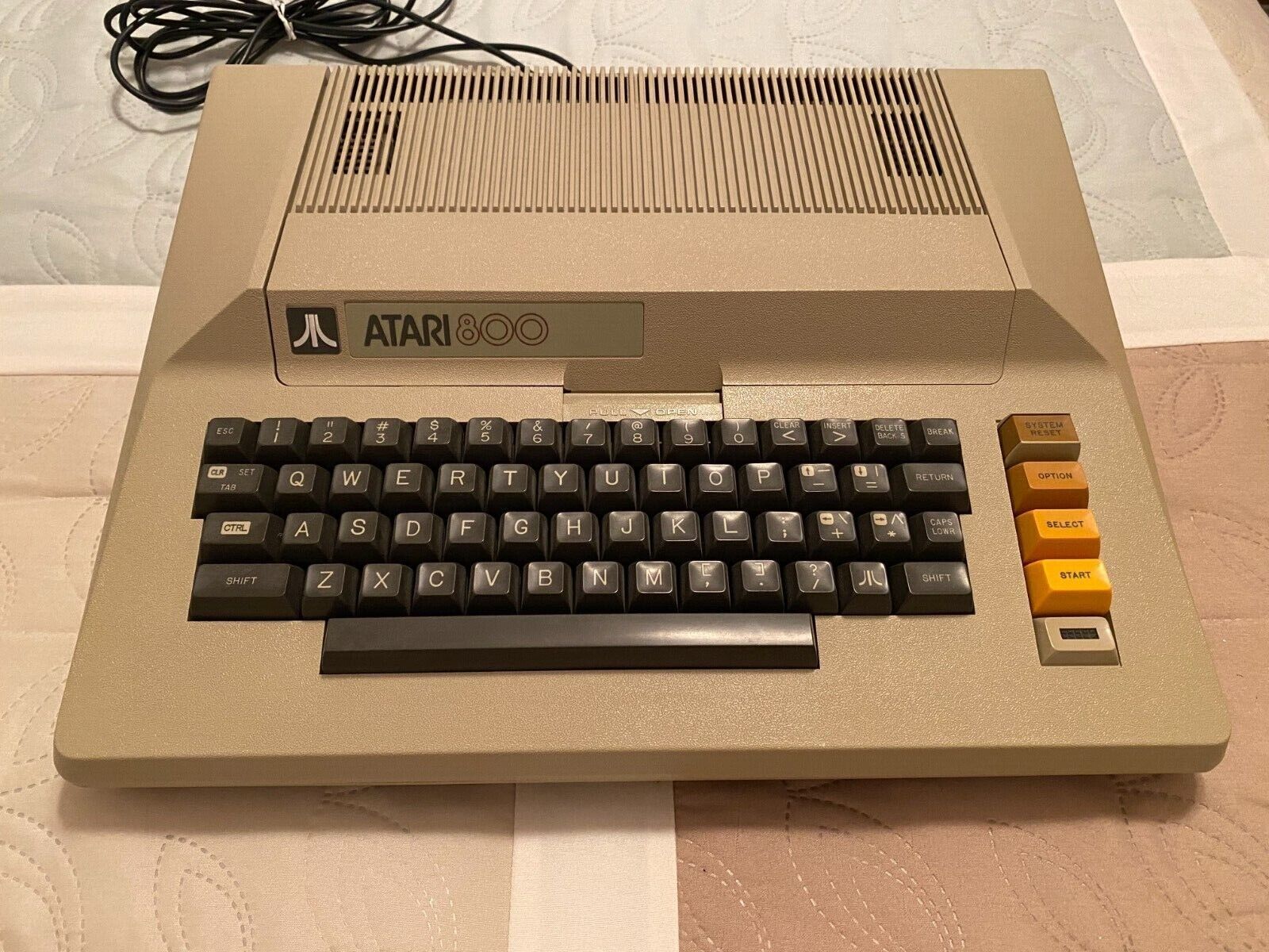 Atari 800 Computer, Original, WORKS, Clean and Neat, Accessories, Power Cord