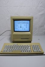 APPLE MACINTOSH SE  All In One Vintage Computer Turns On - Model M5011 1988 picture