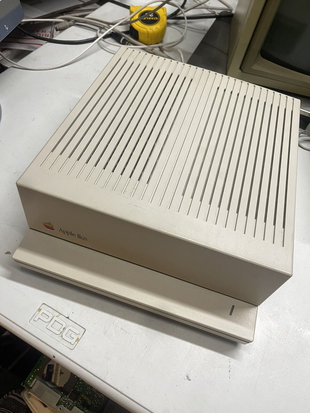 Vintage Apple IIGS Computer Tested Working Model A2S6000 with Memory card
