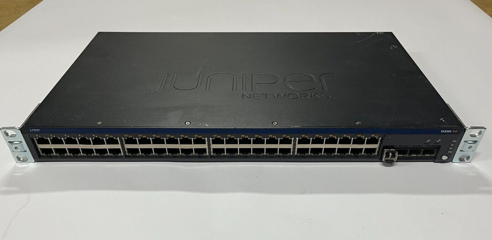 Juniper Networks EX2200-48P-4G 48 Port PoE Gigabit Switch with SFP Module