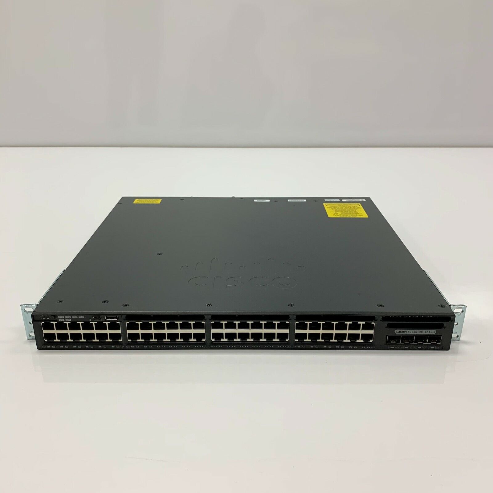 Cisco Catalyst 3650 4x10G Uplink Series Switch (WS-C3650-48TQ-L V04)