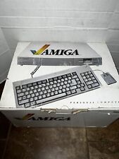 Commodore Amiga 1000 w/ Keyboard Mouse Software Disks ORIGINAL BOX Estate Item picture