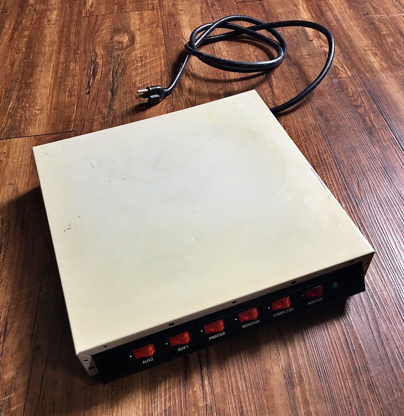 Vintage Memorex Power Center TVSS1449 PC-006-1 5 Outlet Surge Protector Tested 