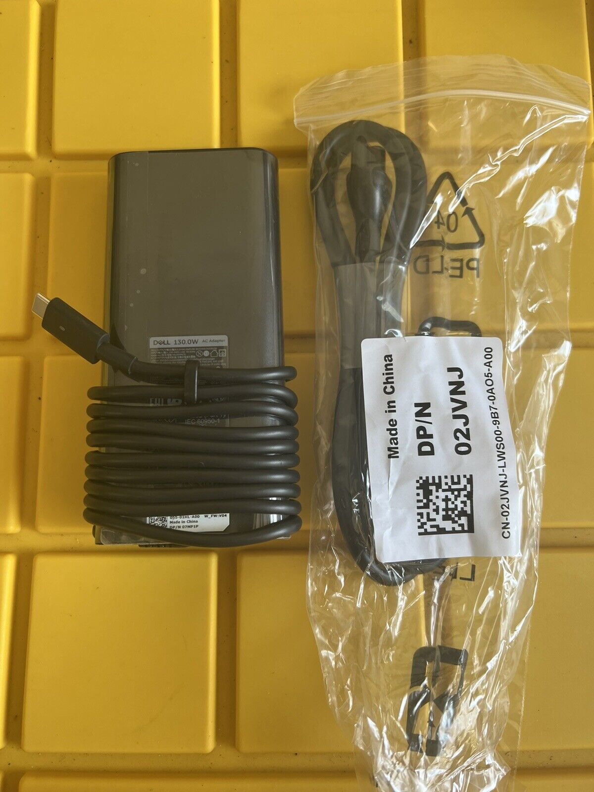 OEM DELL 130W USB-C K00F5 M0H25 7MP1P AC Adapter Charger Dell XPS 9575 9500 9700