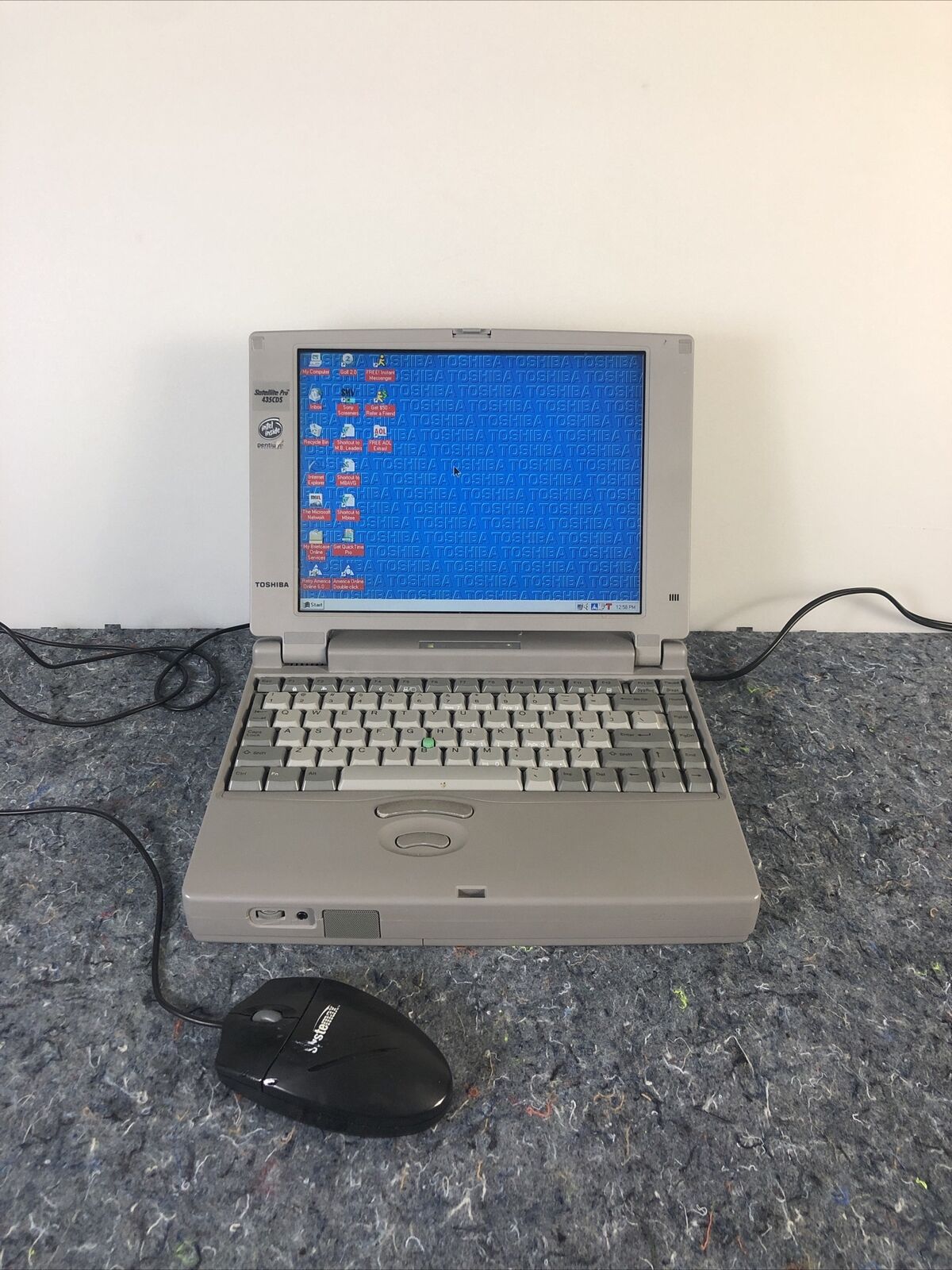 Vintage and Rare Toshiba Satellite Pro 435CDS Laptop For Parts Or Repair