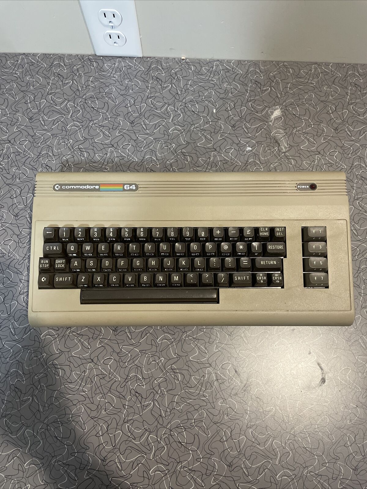 Vintage Commodore 64 personal Computer System  POWERS ON