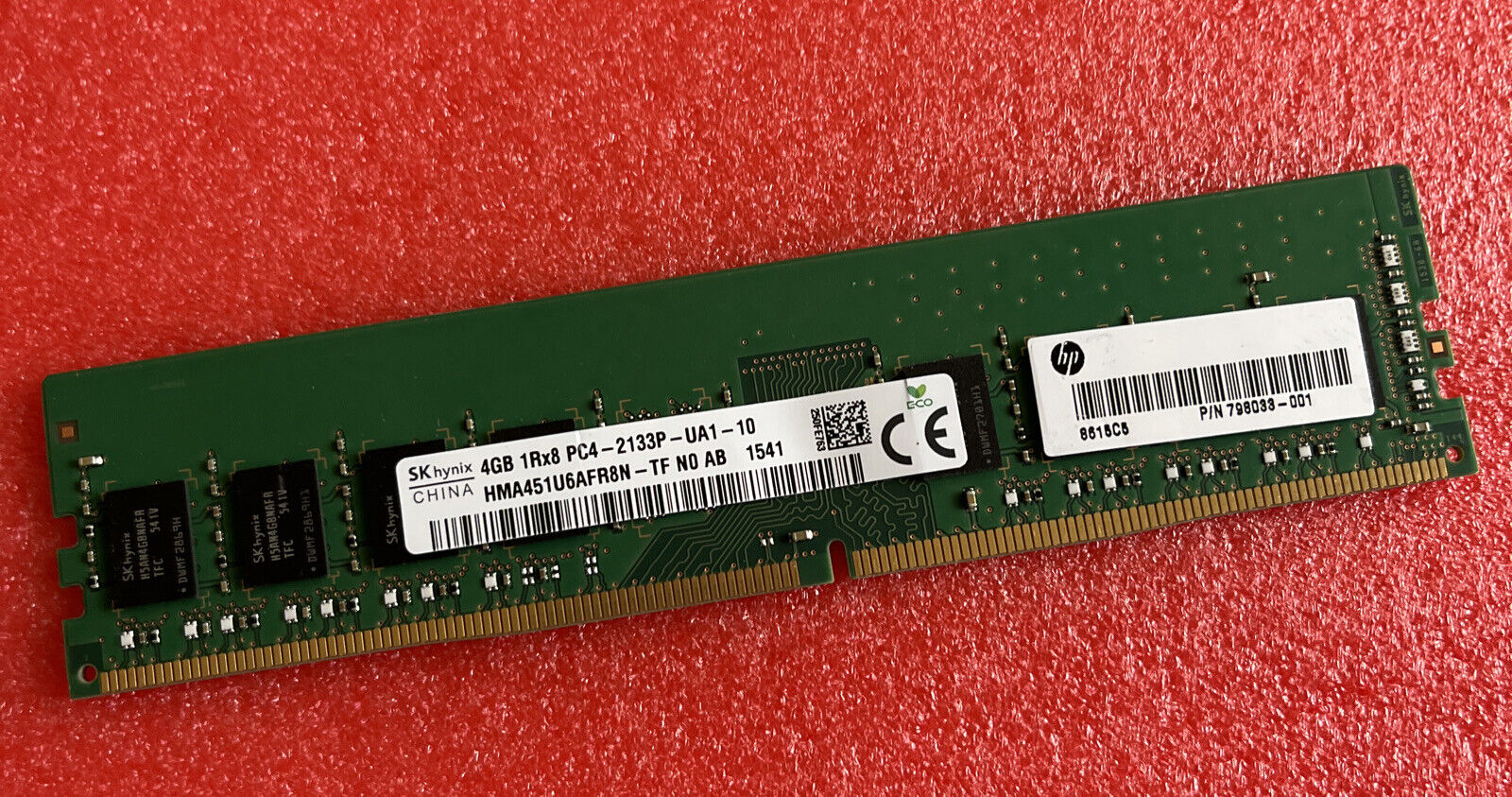 Hynix 4GB PC4-17000 DDR4-2133MHz DDR4 288-Pin Desktop Memory HP 798033-001