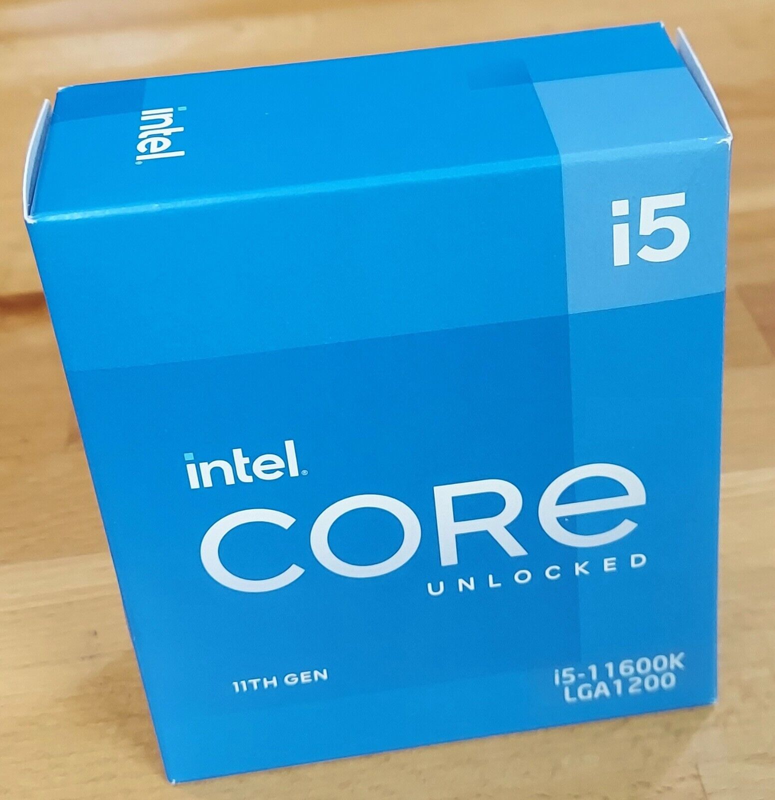 Intel Core i5-11600K Processor 3.90 GHz up to 4.90 GHz LGA1200 SRKNU Rocket Lake