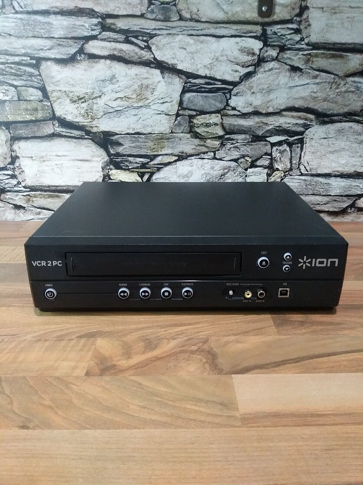 ION VCR 2 PC USB VHS Video to Computer Conversion System Digital Video Transfer