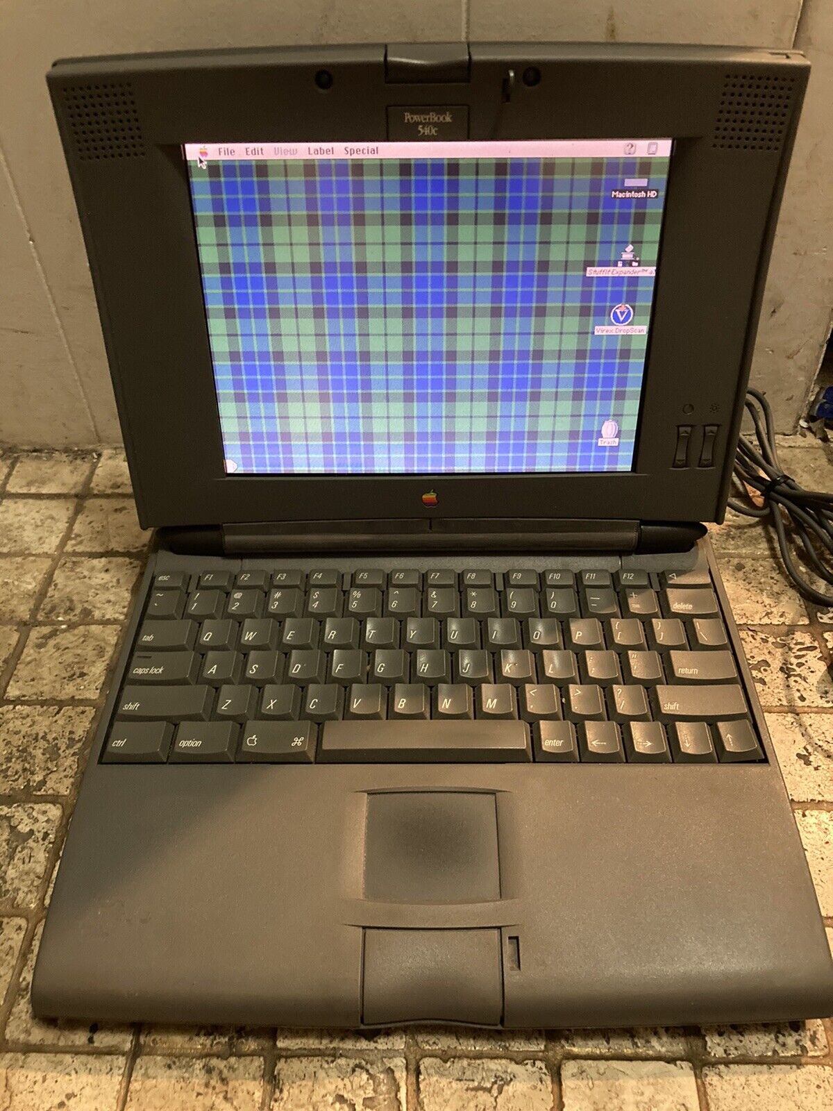Vintage Macintosh Powerbook 540c 12MB Ram HD 160MB Adapter OS 7.5