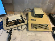 Apple IIe 128K Computer A2S2064 + KX-P1091 + 825-5026-A picture
