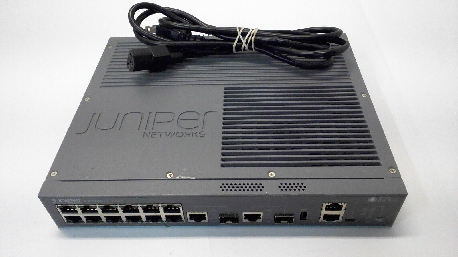 Juniper EX2200-C-12P-2G 12-Port 10/100/1000BASE-T PoE+ Compact Switch