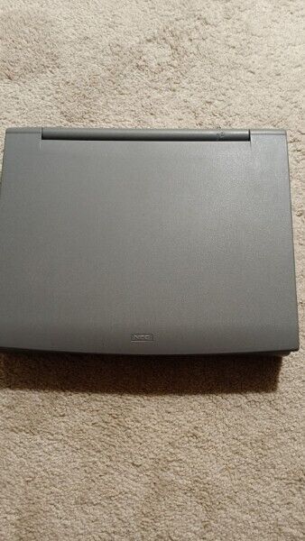 Vintage NEC Versa 4230 Windows 95 Laptop