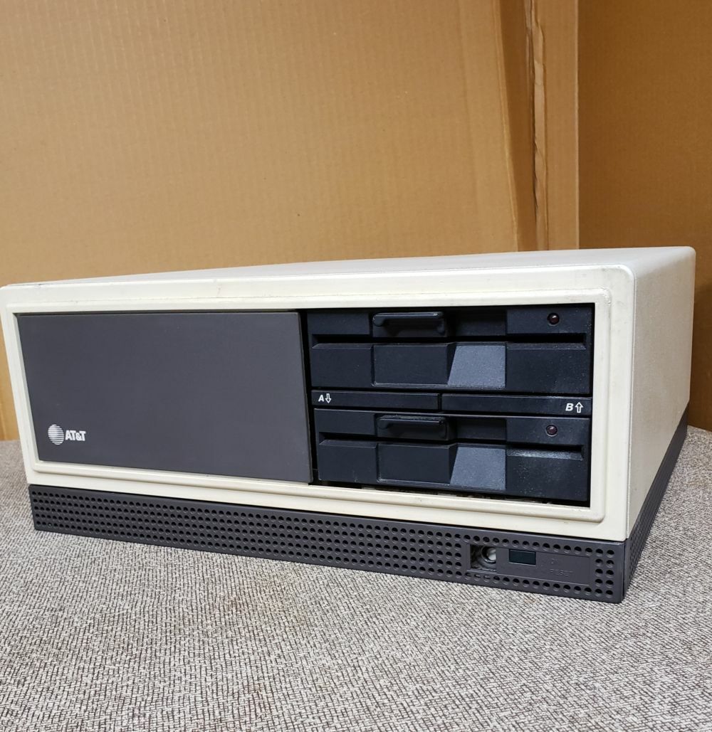 Vintage AT&T Personal Computer 6300, 640K, 2x 360K floppies power but no display