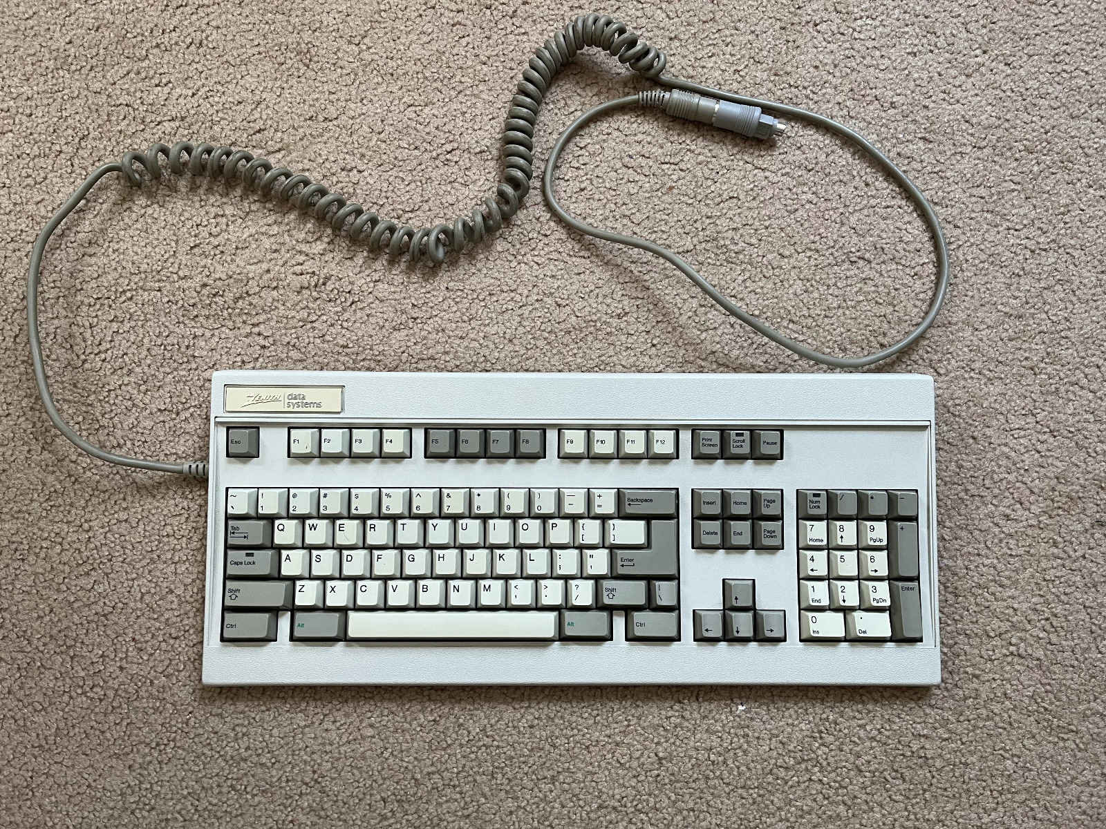 Zenith Data Systems Zkb-2 Vintage Keyboard (SKCL Yellow)