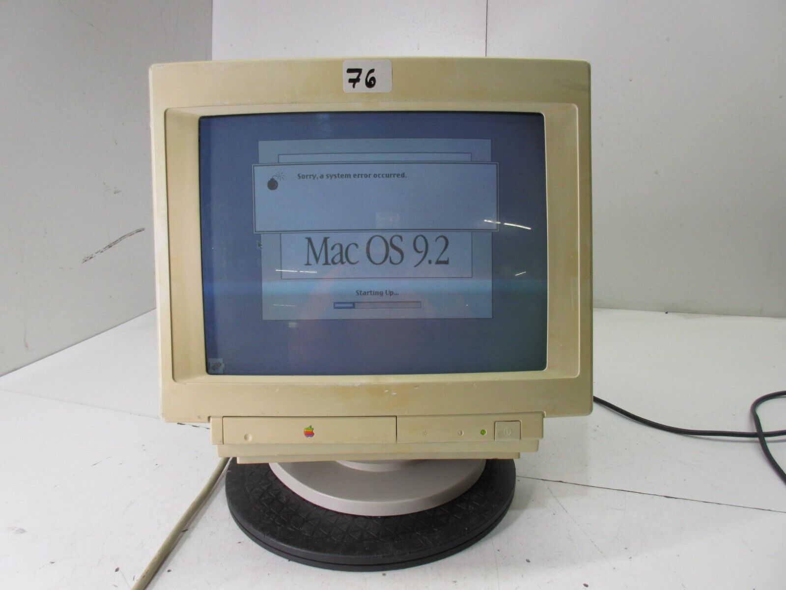 Vintage 1995 Apple Multiple Scan 15 Display M2943 CRT Monitor - READ
