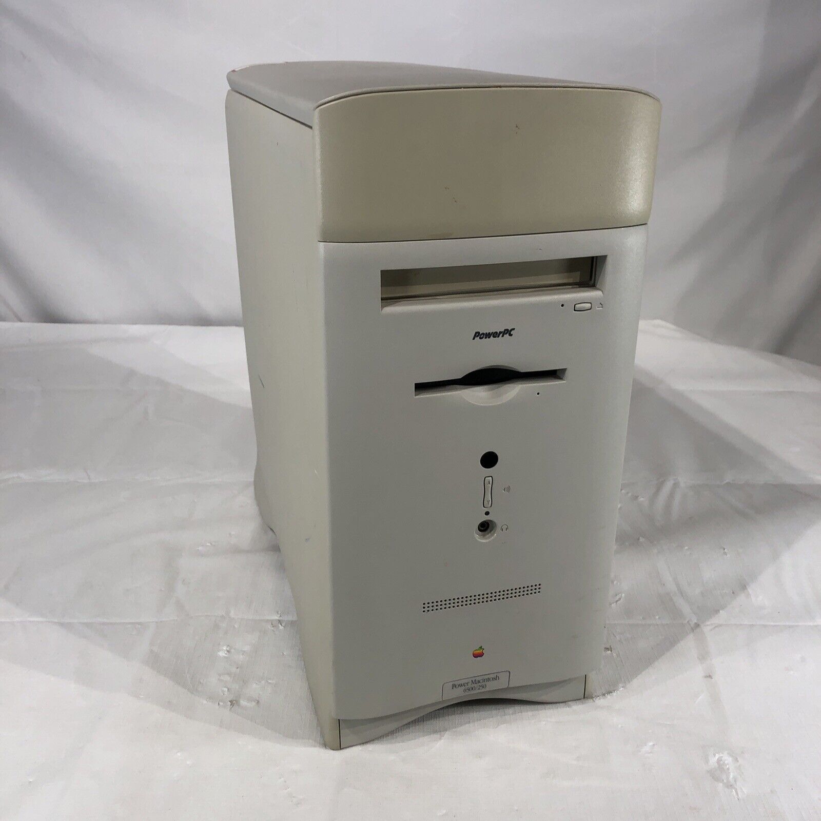 Vintage Apple Power Macintosh 6500/500 Desktop Computer M3548