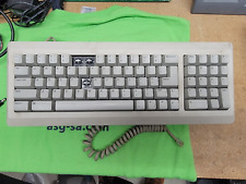 Vintage 1987 Apple M0110A Keyboard - UNTESTED picture