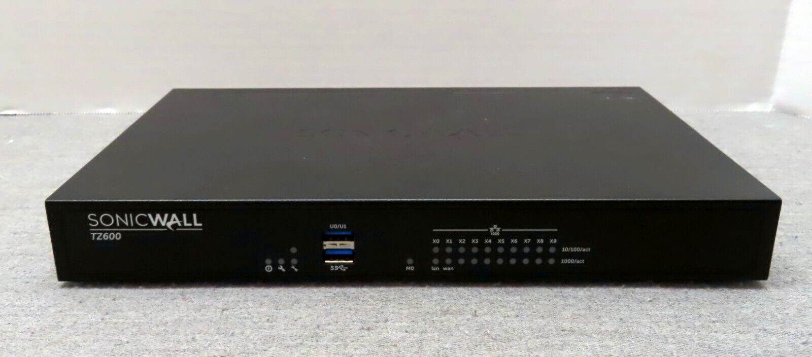 SonicWall TZ600 10-Port Firewall Security Appliance APL30-0B8 FOR PARTS UNTESTED