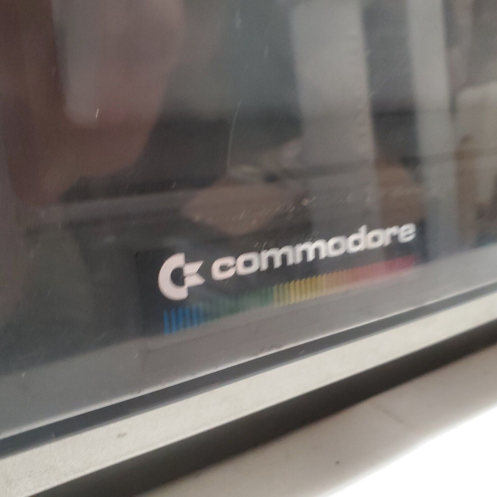 Commodore CM-141 Color CRT Monitor READ