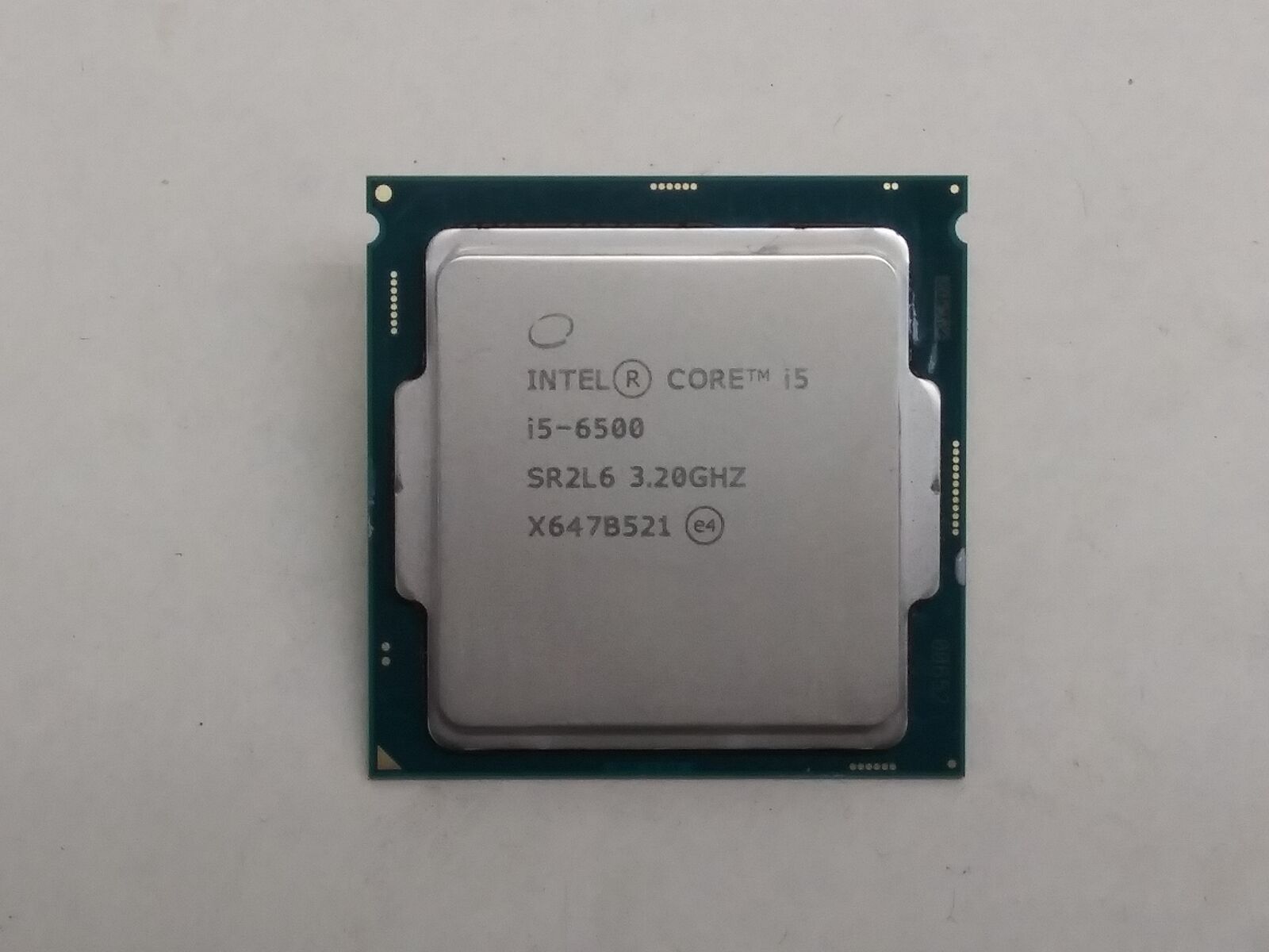 Intel Core i5-6500 3.2 GHz 8 GT/s LGA 1151 Desktop CPU Processor SR2L6