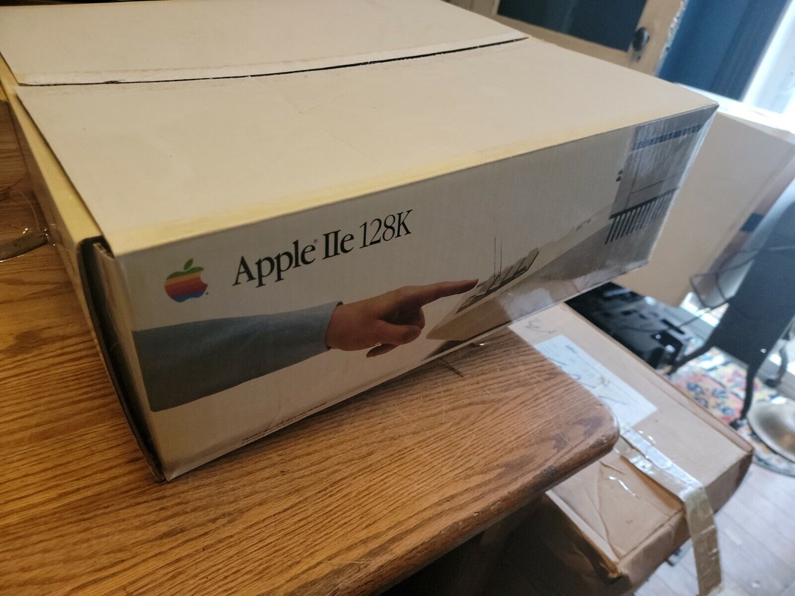BOX ONLY Apple IIe 128k NO Computer Replacement Part Advertising VTG RARE #2