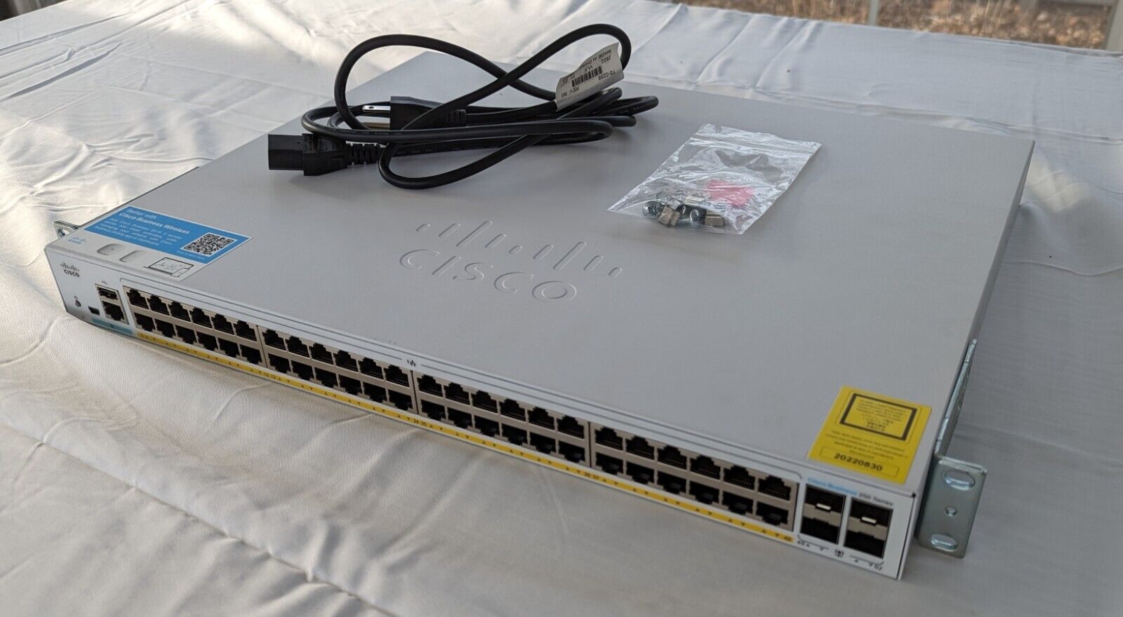 Cisco 250 CBS250-48P-4G Ethernet Switch PoE+ - Very Lightly Used