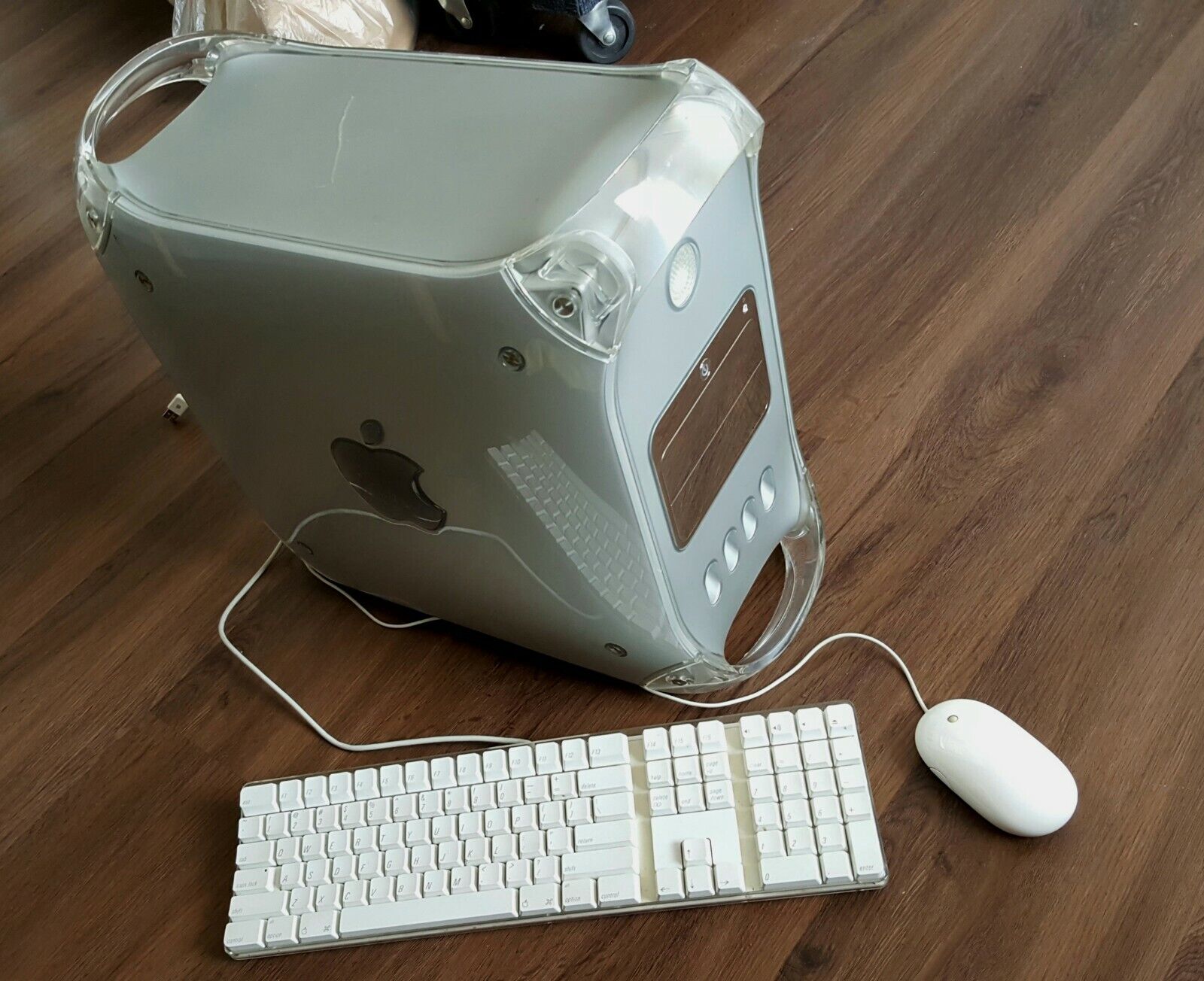 Vintage Original Apple Power Mac G4 Tower Desktop Keyboard mouse Parts Only