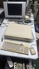 Vintage Commodore amiga 1000 computer w keyboard as is no power picture