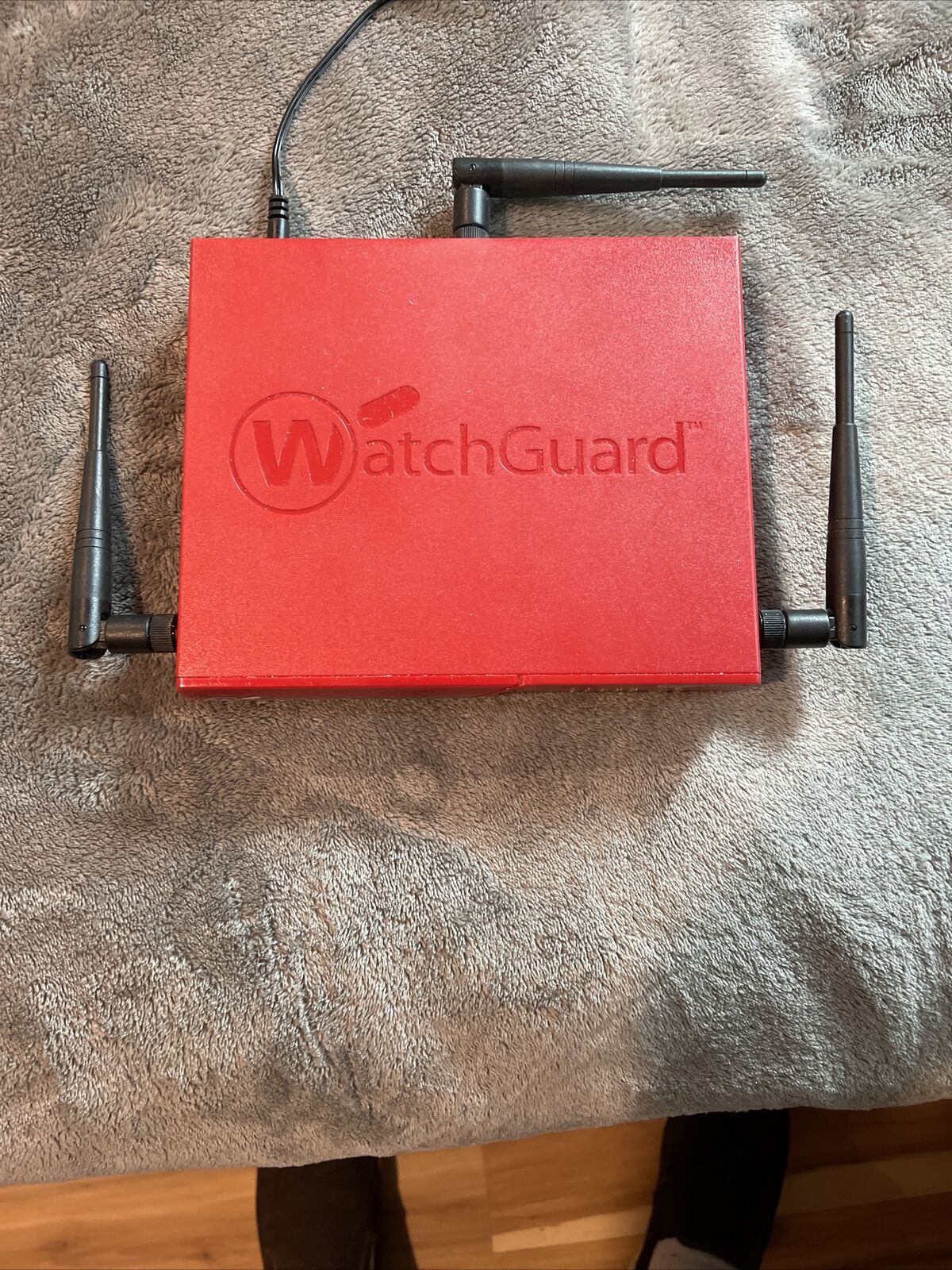 WatchGuard XTM 3 Series FS2E5W Wireless Firewall Security Appliance Router