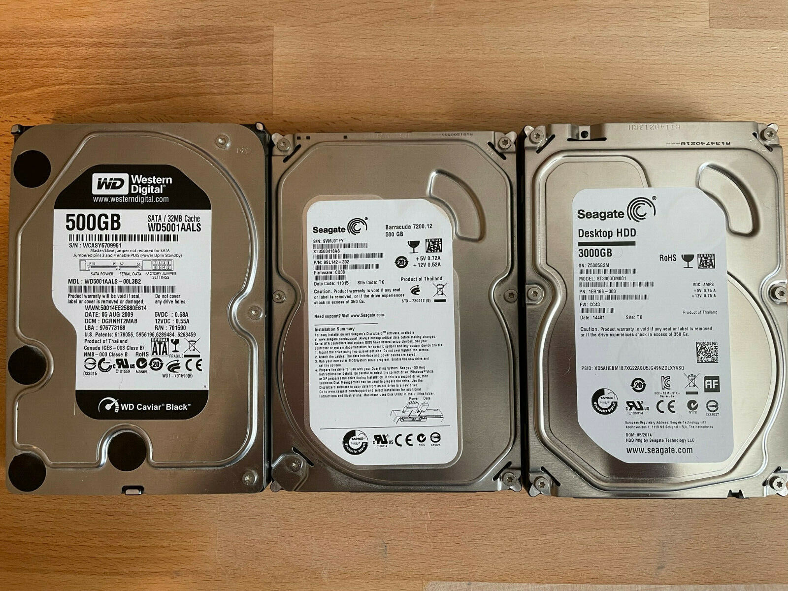 Lot of 3 hard drives - 4 TB total space
