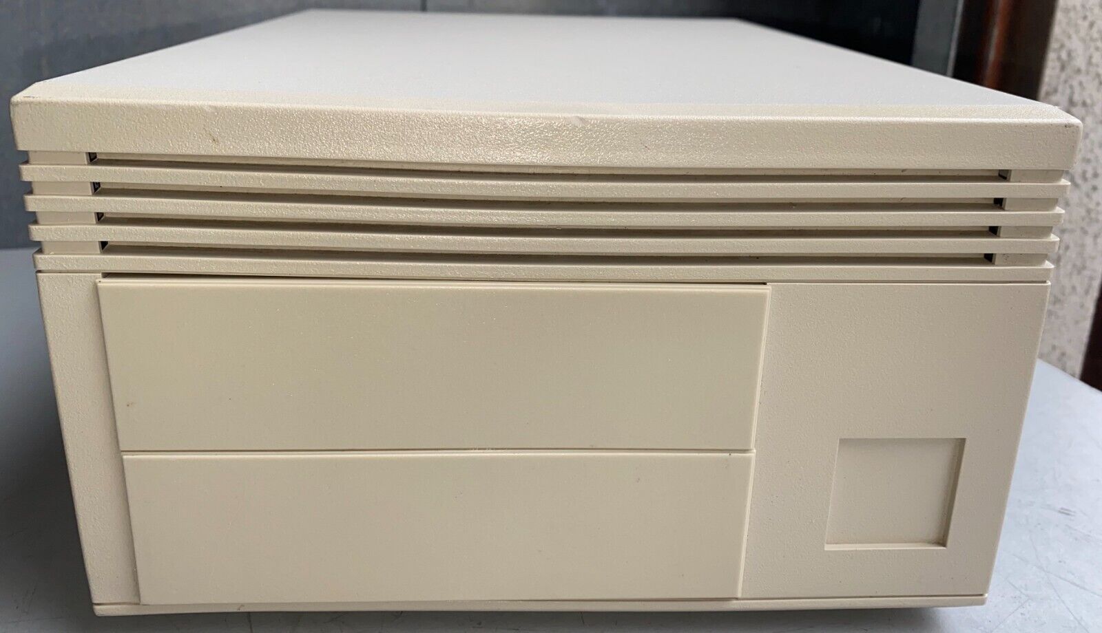 Vintage External SCSI  Hard Drive Case w/Seagate ST410800N HDD